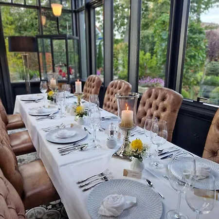 Und Restaurant Gutshaus 3*