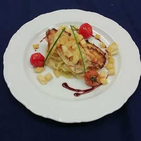 Pensjonat Und Restaurant Gutshaus